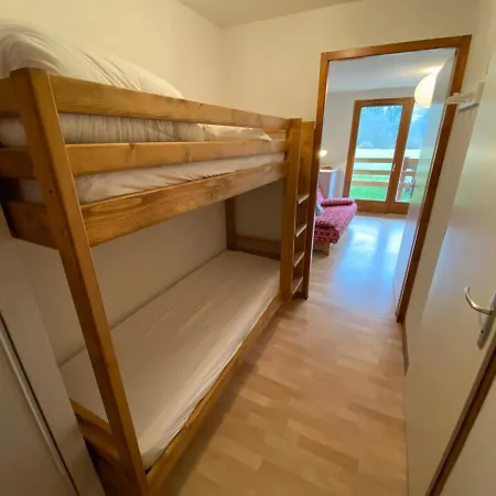 Appartement Chaleureux Avec Parking Proche Des Pistes - Fr-1-692-46 *